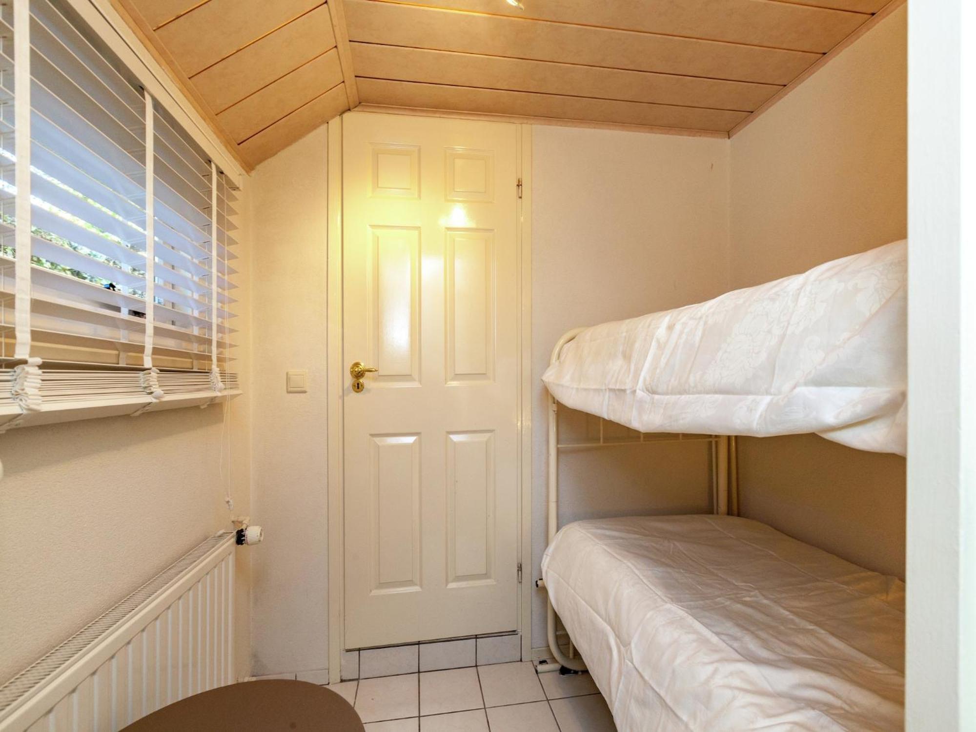 Quaint Apartment In Oostkapelle Zealand With Terrace Екстериор снимка